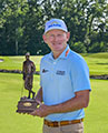 Brandt Snedeker holding Payne Stewart Award